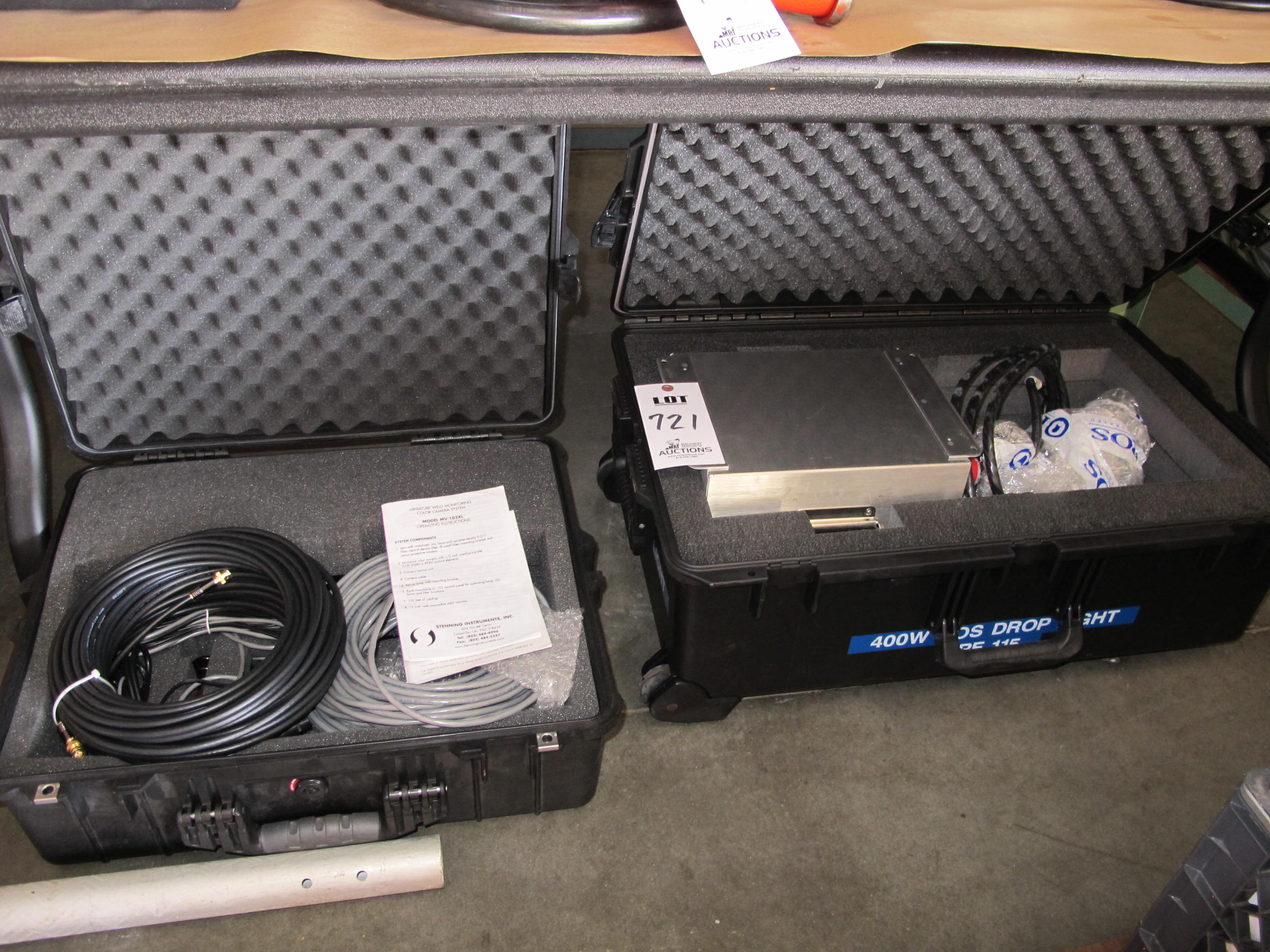 LOT (2) DROP LIGHT SETS (T-10) LOADING & HANDLING FEE $25-721