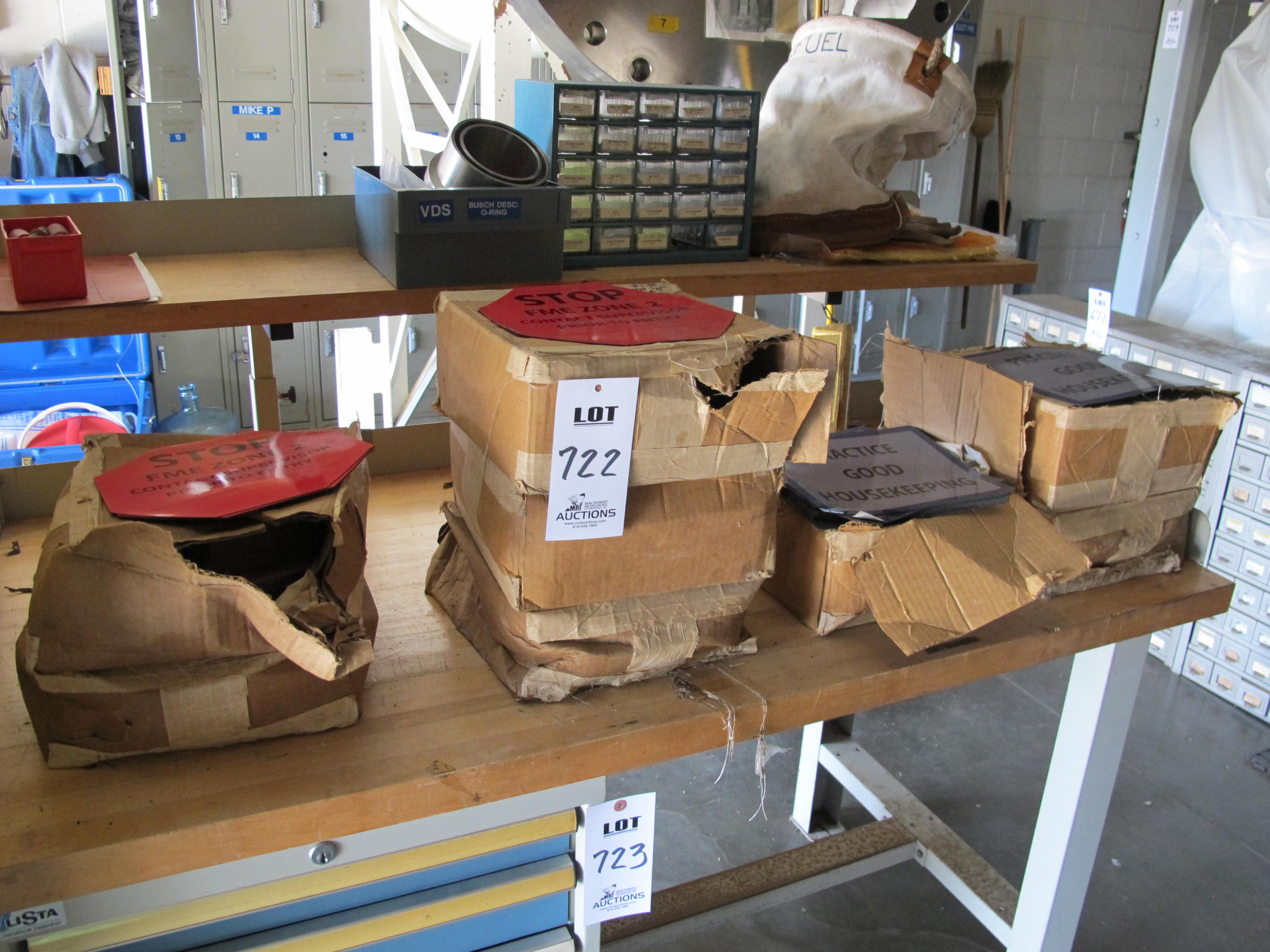 LOT ASST'D SAFETY SIGNS (T-10) LOADING & HANDLING FEE $25-722