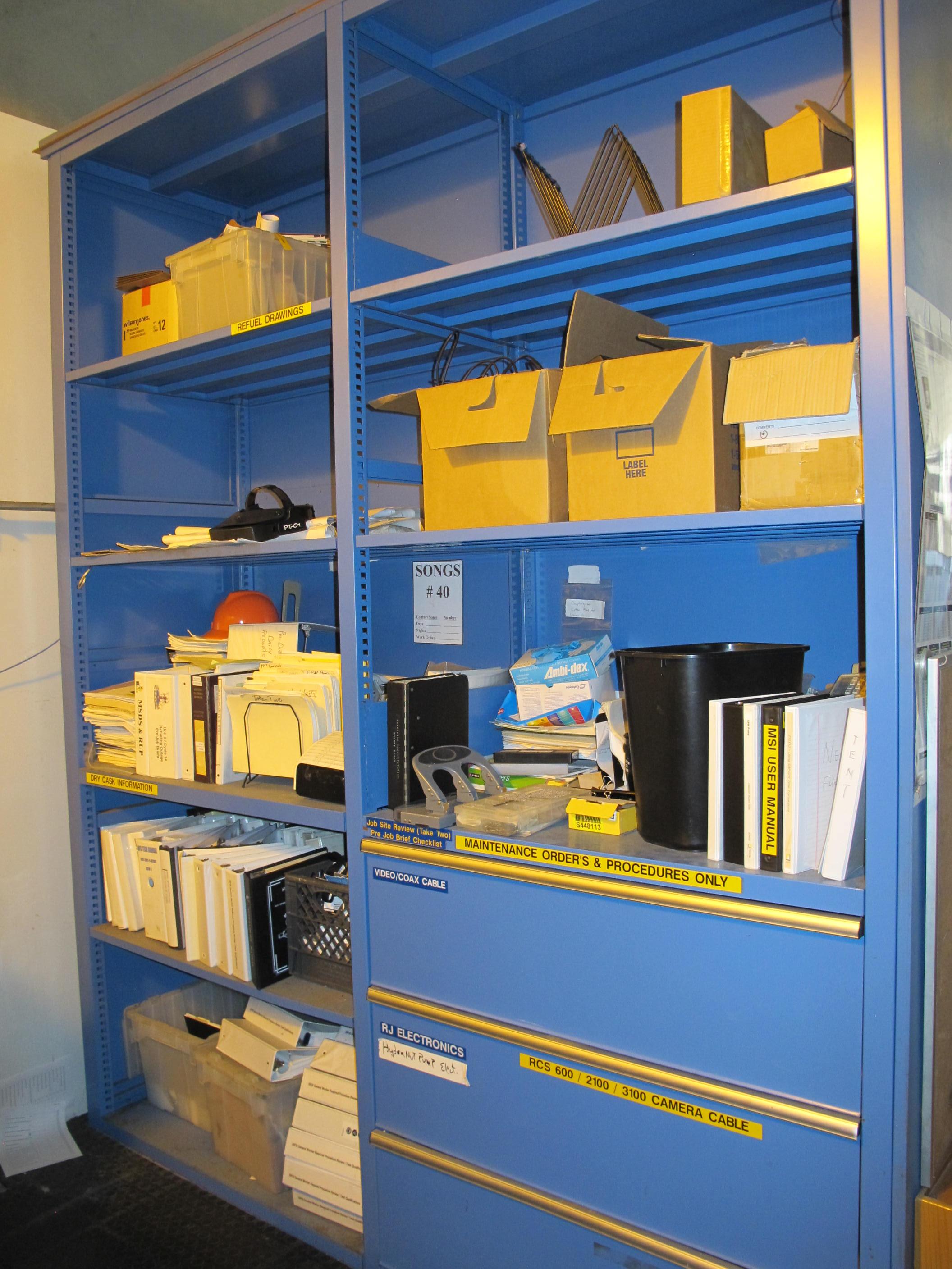 LOT ASST'D CABINETS & SHELVES (T-10) LOADING & HANDLING FEE $100-725