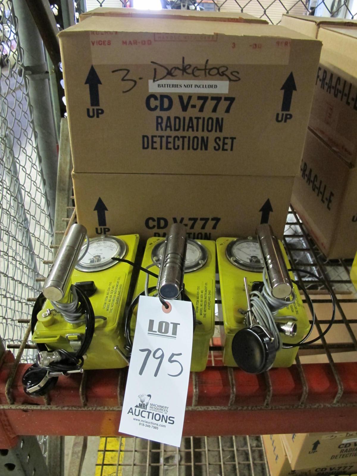 LOT (12) VICTOREEN INSTRUMENT MODEL 6B PORTABLE RADIATION DETECTORS (G-46) LOADING & HANDLING FEE $10-795
