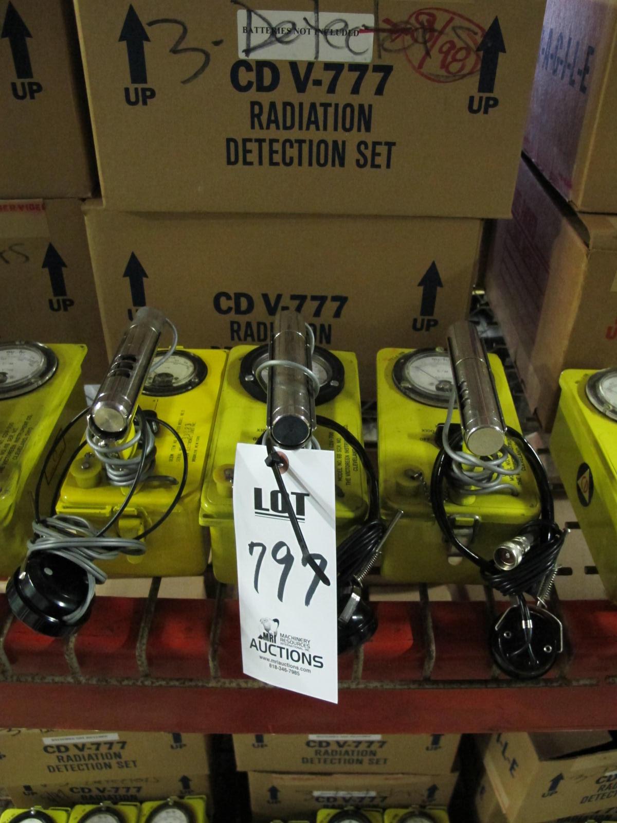 LOT (12) VICTOREEN INSTRUMENT MODEL 6B PORTABLE RADIATION DETECTORS (G-46) LOADING & HANDLING FEE $10-797