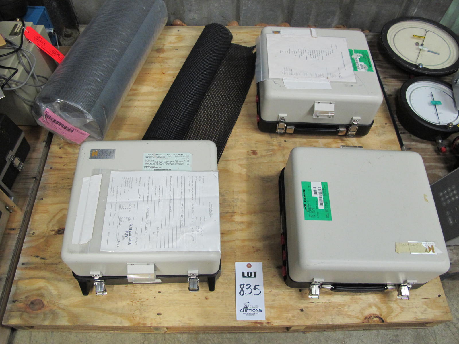 LOT MISC ACCELEROMETERS (G-46) LOADING & HANDLING FEE $25-835