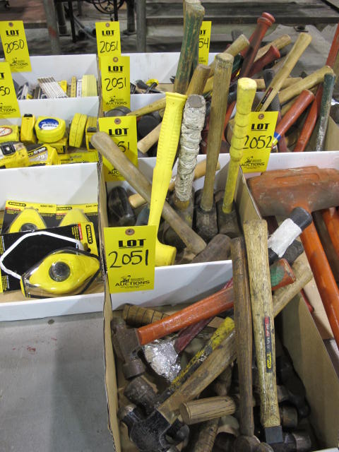 LOT HAMMERS, MALLETS AND SMALL PRY BARS (G-49) LOADING & HANDLING FEE $10-2051