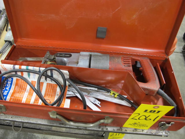 MILWAUKEE HEAVY DUTY ELECTRIC SAWZALL (G-49) LOADING & HANDLING FEE $10-2061