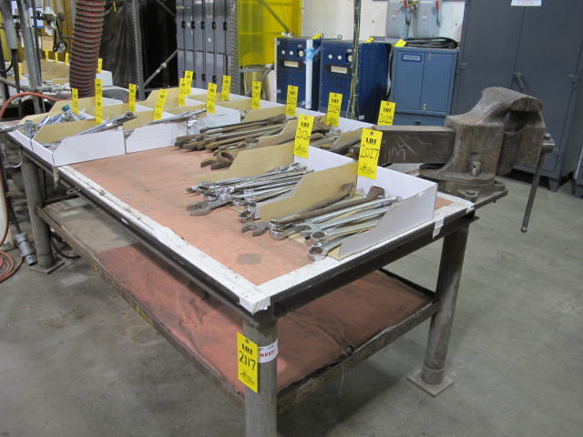 48"X96"X3/4" WELDING TABLE W/ MILWAUKEE SWIVEL BASE VISE (G-49) LOADING & HANDLING FEE $100-2117