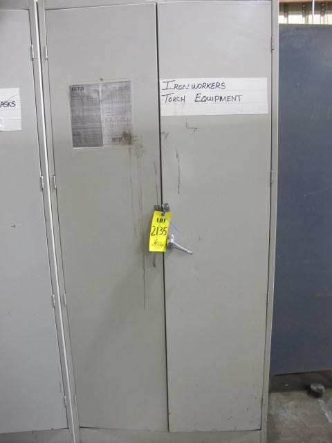 TENNSCO CABINET W/ CONTENTS (G-49) LOADING & HANDLING FEE $50-2135