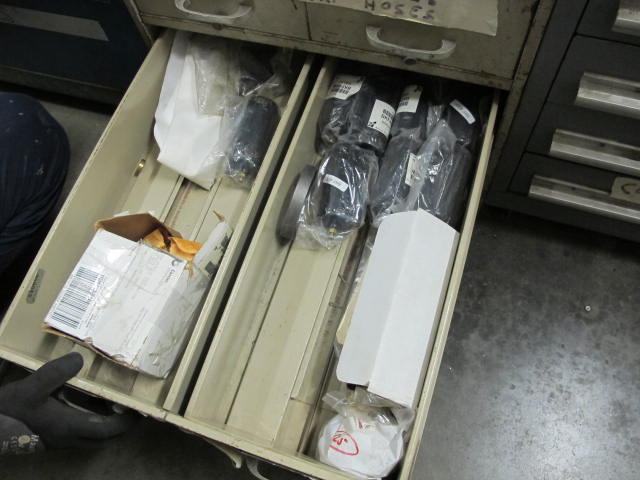 16-DRAWER INDUSTRIAL PARTS CABINET W/ O-RINGS (G-49) LOADING & HANDLING FEE $50-2149