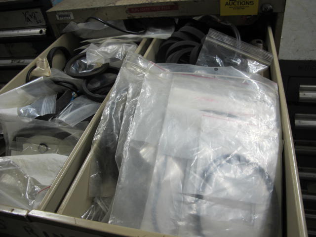 16-DRAWER INDUSTRIAL PARTS CABINET W/ O-RINGS (G-49) LOADING & HANDLING FEE $50-2149