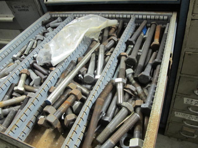 LISTA 10-DRAWER INDUSTRIAL PARTS CABINET W/ BOLTS AND STUDS (G-49) LOADING & HANDLING FEE $50-2150