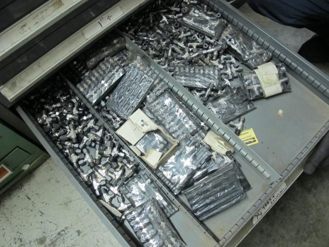 LYON 10-DRAWER INDUSTRIAL PARTS CABINET W/ SS FITTINGS AND MISC (G-49) LOADING & HANDLING FEE $50-2153