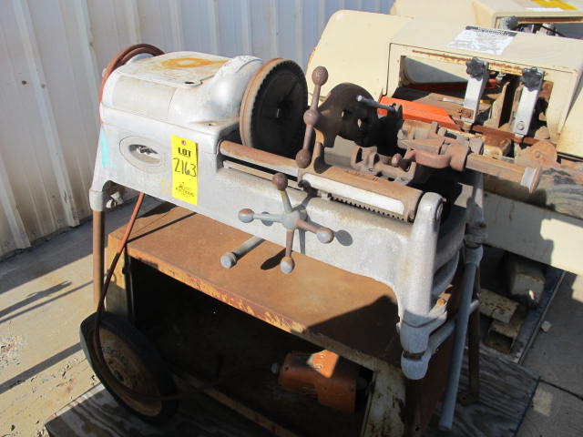 RIDGID 535 PIPE THREADER (G-49) LOADING & HANDLING FEE $50-2163