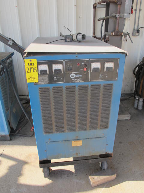 MILLER GPS-1000 WELDER (G-49) LOADING & HANDLING FEE $50-2175