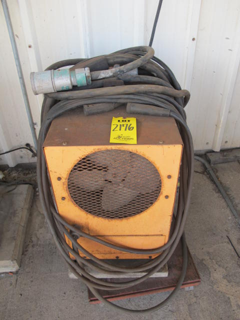 AIRCO WELDER (G-49) LOADING & HANDLING FEE $50-2176