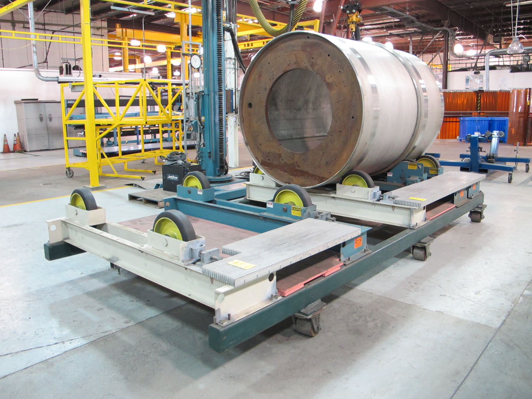 2001 PANDJIRIS PR-30 POWER TANK TURNING ROLL, 30,000 LB TURNING CAPACITY, 17,000 LB LOAD CAPACITY, 6" TO 180" DIAMETER RANGE, PIPE DIAMETER RANGE: 6" -15', 16" WHEELS, S/N 13212X00-1 (G-49) LOADING & HANDLING FEE $1,000-2185