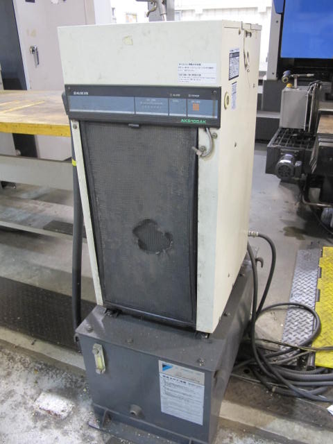 2003 SNK IKEGAI TABLE TYPE HORIZONTAL BORING MILL, NB 130P E3.5, 5.118" SPINDLE DIAMETER, TRAVELS: X-137", Y-98", Z-63", W-27.5", TABLE SIZE: 70.86" X 63", ROTARY TABLE CAPACITY: 22.045 LBS, 2,500 RPM SPINDLE SPEED, CAT 50 TAPER SPINDLE, COOLANT THRU SPINDLE, RIGID TAPPING, 35 HP, 60 ATC, COOL POWER, FANUC 16iMB CNC CONTROL, 5 AXIS SIMULTANEOUS CONTROL, STEEL WAY COVERS, CHIP CONVEYOR, S/N NB4002 (G-49) LOADING & HANDLING FEE $17,500-2188