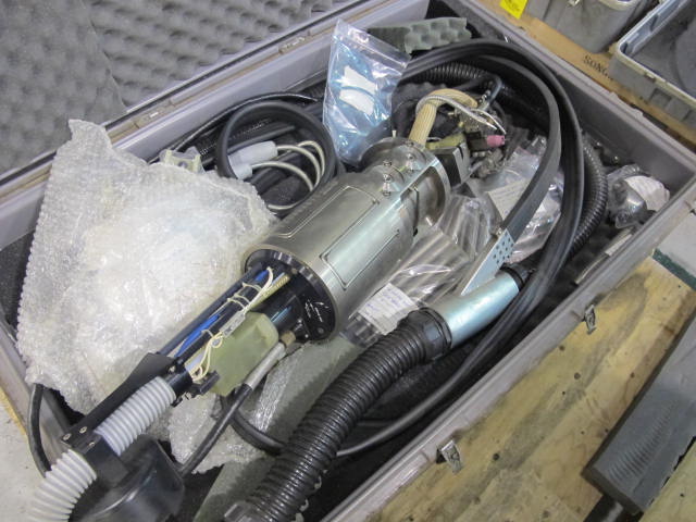 ARC MODEL 43 PLUNGE TYPE PORTABLE ARC WELDING HEAD S/N 3977 W/ TOOLING (G-49) LOADING & HANDLING FEE $25-2324