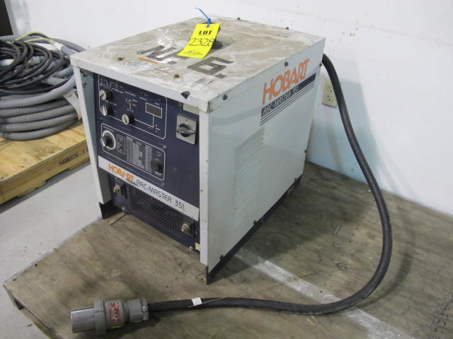 HOBART ARC-MASTER 351 WELDER (G-49) LOADING & HANDLING FEE $25-2328