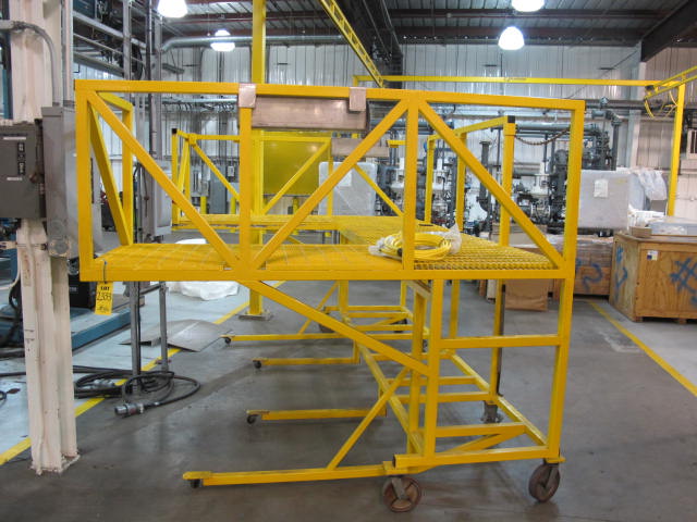 8'X12' PORTABLE METAL WORK PLATFORM, 52" PLATFORM HEIGHT W/ SAFETY RAILS (USED FOR TANK TURNING & INSPECTION) (G-49) LOADING & HANDLING FEE $100-2333