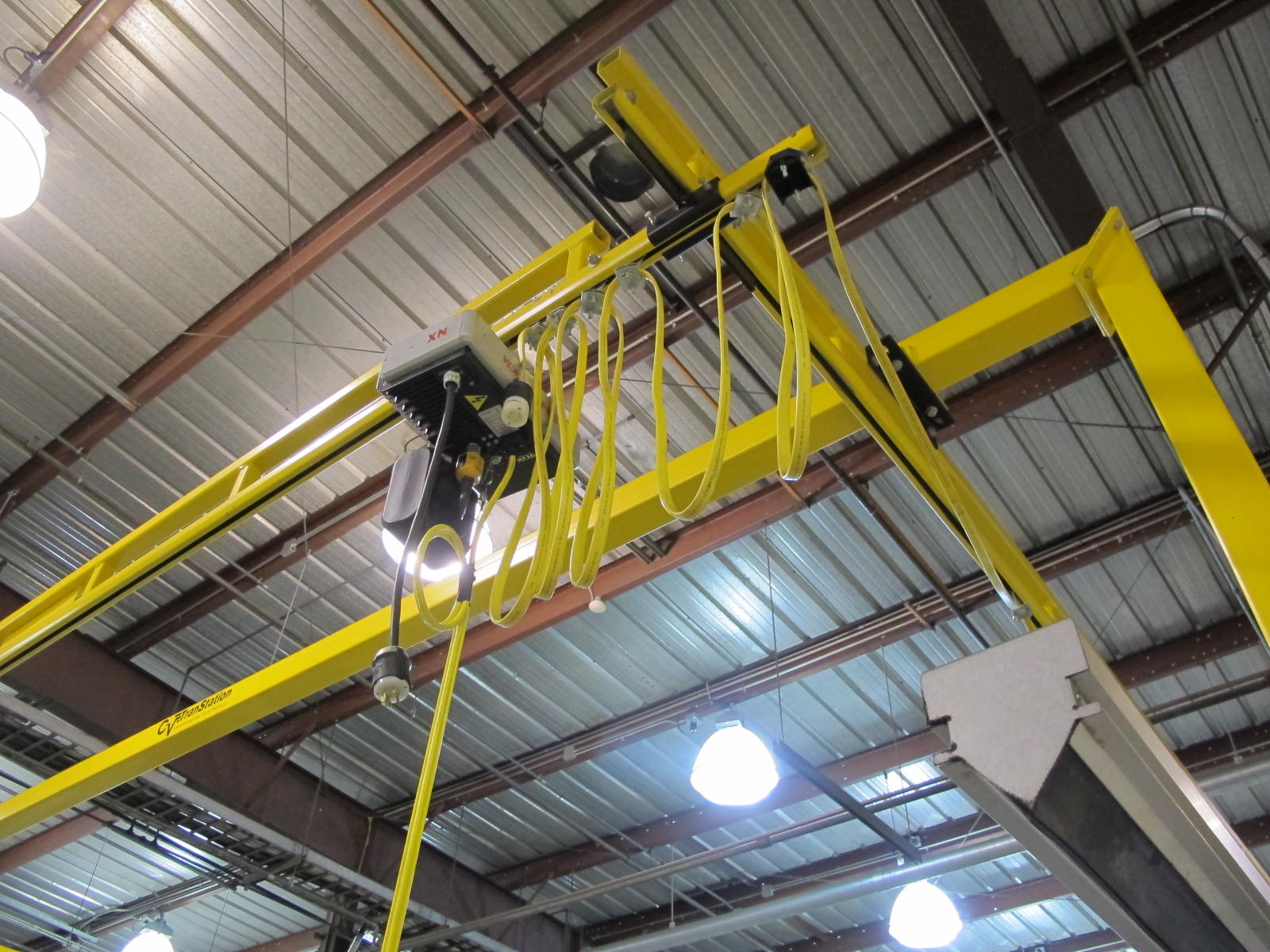 CV-TRANSTATION MANUFACTURING 25'X50' FREE STANDING FLOOR MOUNTED UNDERSLUNG BRIDGE CRANE SYSTEM W/ KONECRANES 1/4-TON ELECTRIC CHAIN HOIST & 2-WAY PENDANT CONTROL (G49) LOADING & HANDLING FEE $4,000-2355B