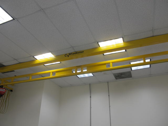 CRANEVEYOR CORP FREESTANDING OVERHEAD UNDERSLUNG BRIDGE CRANE 23'W 23'L 8' UNDER THE HOOK W/ 1/4-TON ELECTRIC CHAIN HOIST W/ PENDANT CONTROL (G-49) LOADING & HANDLING FEE $4,000-2369