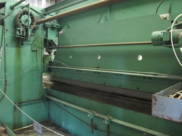 WYSONG 150-10, 12' X 150 TON CAPACITY, HYDRAULIC, 120" BETWEEN HOUSING, MOTORIZED RAM ADJUSTMENT, AIR FOOT PEDAL, PROTECH LIGHT CURTAINS, FRONT OPERATED BACK GAUGE, S/N P1341130 (G-40) LOADING & HANDLING FEE $1,500-2370