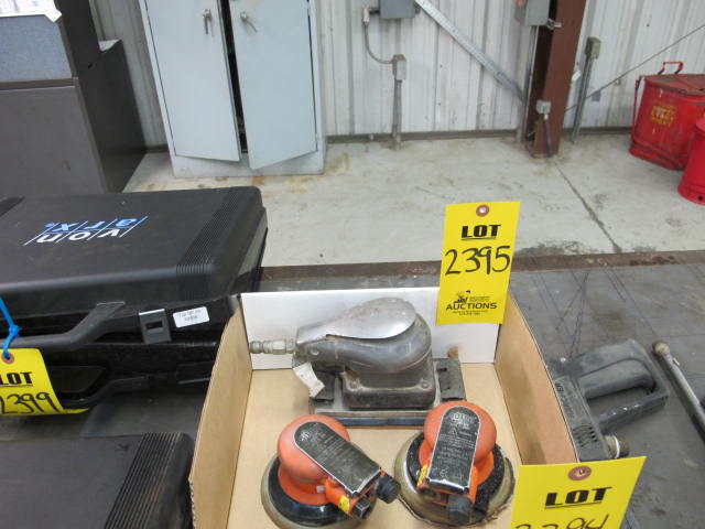 LOT PNEUMATIC PALM SANDERS (G-40) LOADING & HANDLING FEE $10-2395