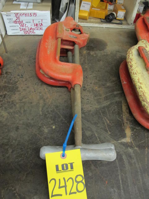 LOT (2) RIDGID HEAVY DUTY 2-4" PIPE CUTTERS (G-20) LOADING & HANDLING FEE $10-2428