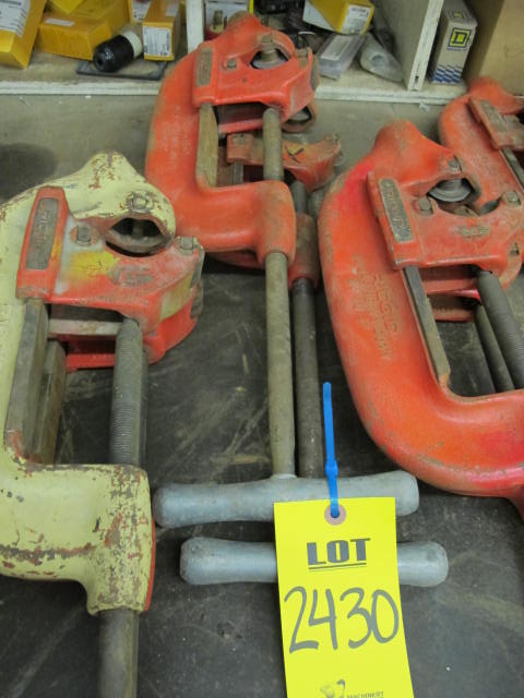 LOT (2) RIDGID HEAVY DUTY 2-4" PIPE CUTTERS (G-20) LOADING & HANDLING FEE $10-2430