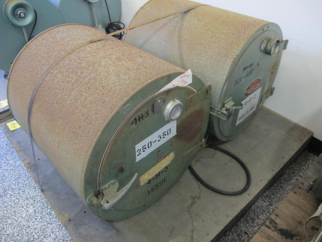LOT (2) PHOENIX DRYROD ELECTRODE STABILIZING OVENS (G-20) LOADING & HANDLING FEE $25-2526