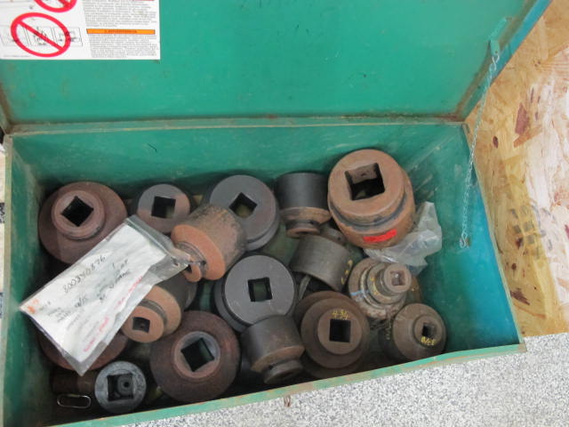 LOT HYTORC HEAVY DUTY TORC SET W/ 1"-3" SOCKETS (G-20) LOADING & HANDLING FEE $25-2529