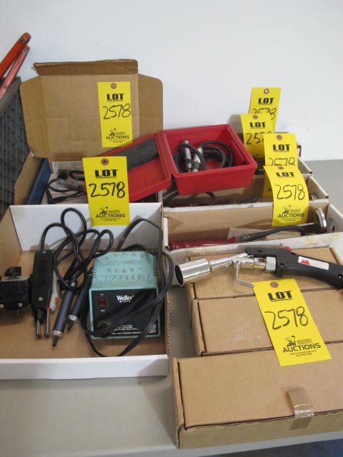 LOT SOLDERING GUNS AND SUPPLIES (G-20) LOADING & HANDLING FEE $10-2578