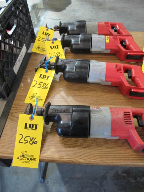 LOT (4) BATTERY POWERED MILWAUKEE SAWZALLS (NO BATTERIES) (G-20) LOADING & HANDLING FEE $10-2586