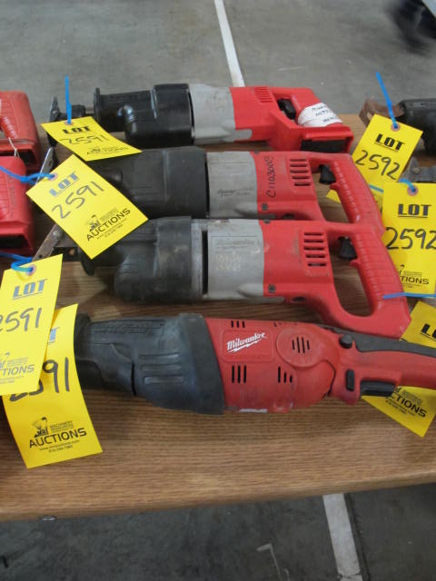 LOT (4) BATTERY POWERED MILWAUKEE SAWZALLS (NO BATTERIES) (G-20) LOADING & HANDLING FEE $10-2591
