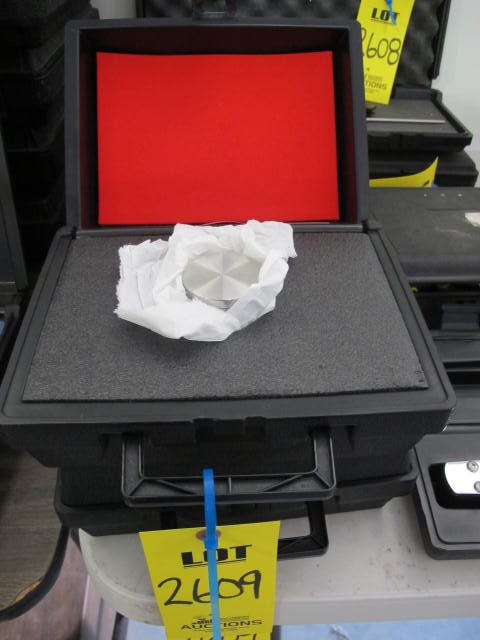 LOT (4) FISHER BRAND 1KG PRECISION WEIGHTS (G-20) LOADING & HANDLING FEE $10-2609