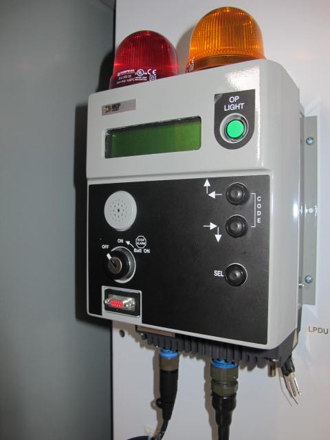 HOFFMAN SINGLE DOOR ELECTRICAL ENCLOSURE W/ MGP ELECTRONIC DIGITAL CONTROLLERS & BLACK BOX UNIVERSAL FIBER OPTIC LINE DRIVER TRANSCEIVERS (G-20) LOADING & HANDLING FEE $50-2649