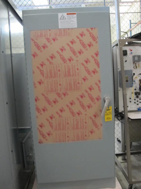 HOFFMAN SINGLE DOOR ELECTRICAL ENCLOSURE W/ MGP ELECTRONIC DIGITAL CONTROLLERS & BLACK BOX UNIVERSAL FIBER OPTIC LINE DRIVER TRANSCEIVERS (G-20) LOADING & HANDLING FEE $50-2655