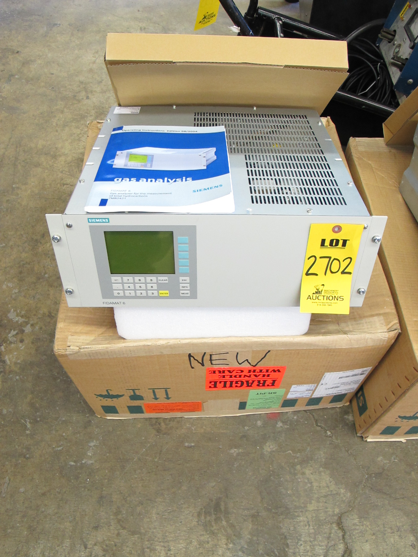 SIEMENS INDUSTRIAL 7MB2421-1DA10-0AA1, 0-10 TO 0-99, 999 PM C3, FIDAMAT 6E CONTINUOUS GAS ANALYZER, TOTAL HYDROCARBON MEASUREMENT, SIX RELAY OUTPUTS FREELY CONFIGURABLE. 19" UNIT FOR INSTALLATION IN CABINETS, 1/4" OD PIPING ON GAS CONNECTIONS FOR SAMPLE GAS. WITH HEATED PUMP FOR SAMPLE GAS WITH ATM. PRESSURE, 1 CHANNEL WITHOUT ADDITIONAL ELECTRONICS POWER SUPPLY AC 100 TO 120V, 48 TO 63 HZ. OPERATING SOFTWARE IN ENGLISH (NEW IN BOX) (G-46) LOADING & HANDLING FEE $10-2702