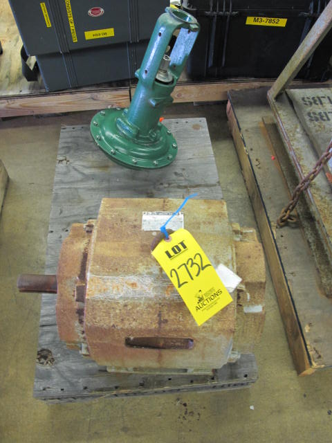 CSA MODEL 5KE254AC205B 15HP AC MOTOR W/ FISHER ACTUATOR (G-46) LOADING & HANDLING FEE $10-2732