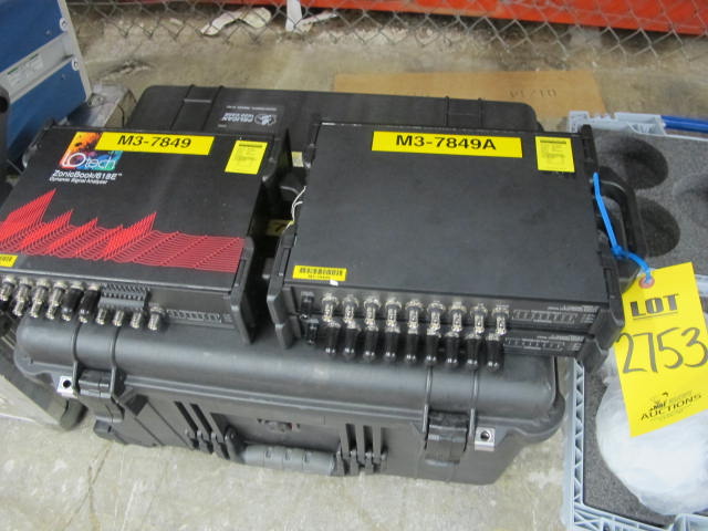 LOT IOTECH MODEL ZONICBOOK/618E DYNAMIC SIGNAL ANALYZER W/ (2) SIGNAL CONDITIONING MODULES (G-46) LOADING & HANDLING FEE $10-2753