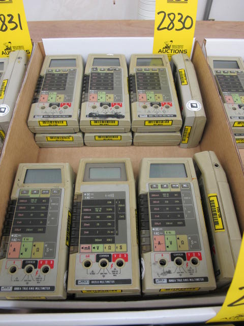 LOT (14) FLUKE MODEL 8060A TRUE RMS MULTIMETER (G-44) LOADING & HANDLING FEE $10-2830