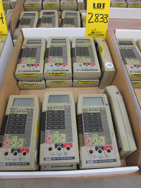 LOT (14) FLUKE MODEL 8060A TRUE RMS MULTIMETER (G-44) LOADING & HANDLING FEE $10-2833