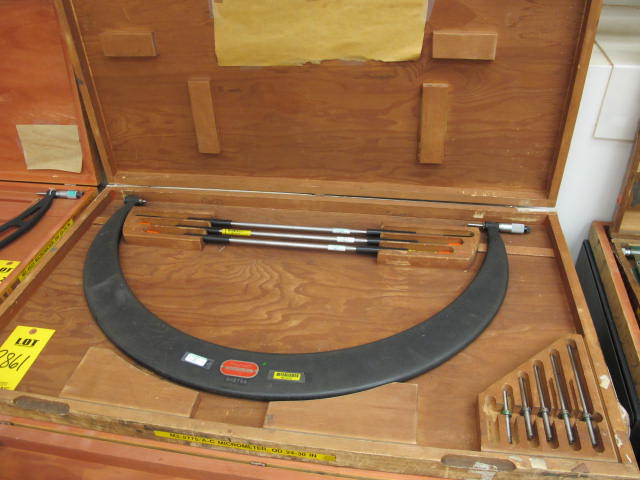 STARRETT 24"-30" OD MICROMETER (G-44) LOADING & HANDLING FEE $10-2861