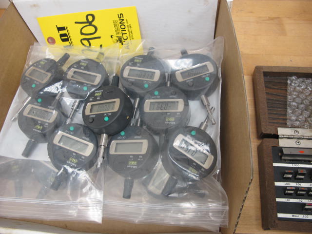 LOT MITUTOYO ABSOLUTE DIGITAL DIAL INDICATORS (G-44) LOADING & HANDLING FEE $10-2906