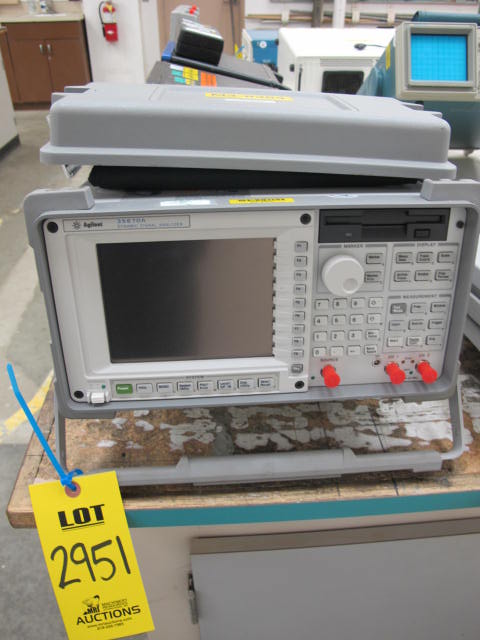 AGILENT MODEL 35670A DYNAMIC SIGNAL ANALYZER (G-44) LOADING & HANDLING FEE $10-2951