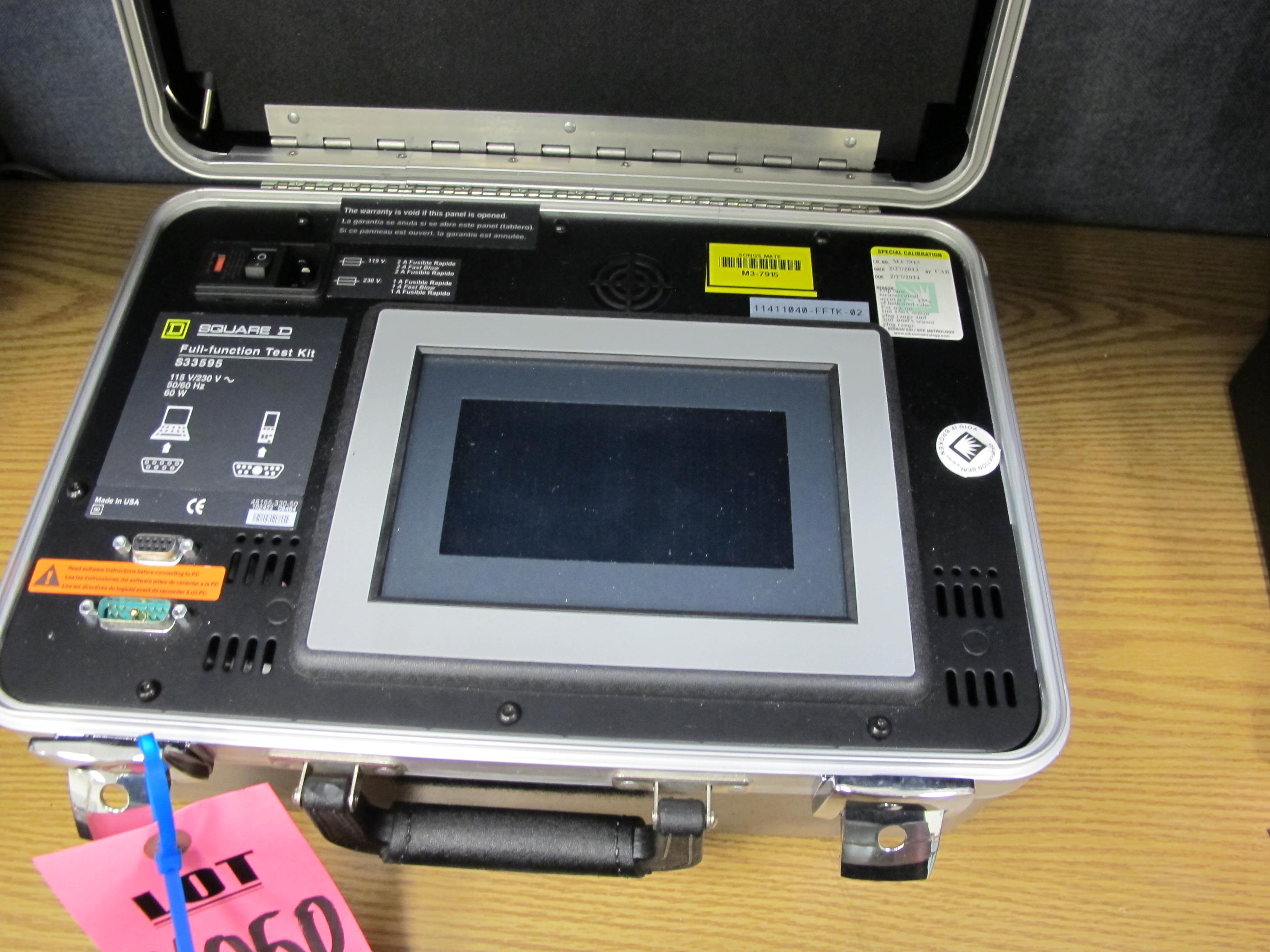 SQUARE D MODEL S33595 FULL-FUNCTION TEST KIT (G-44) LOADING & HANDLING FEE $10-4050