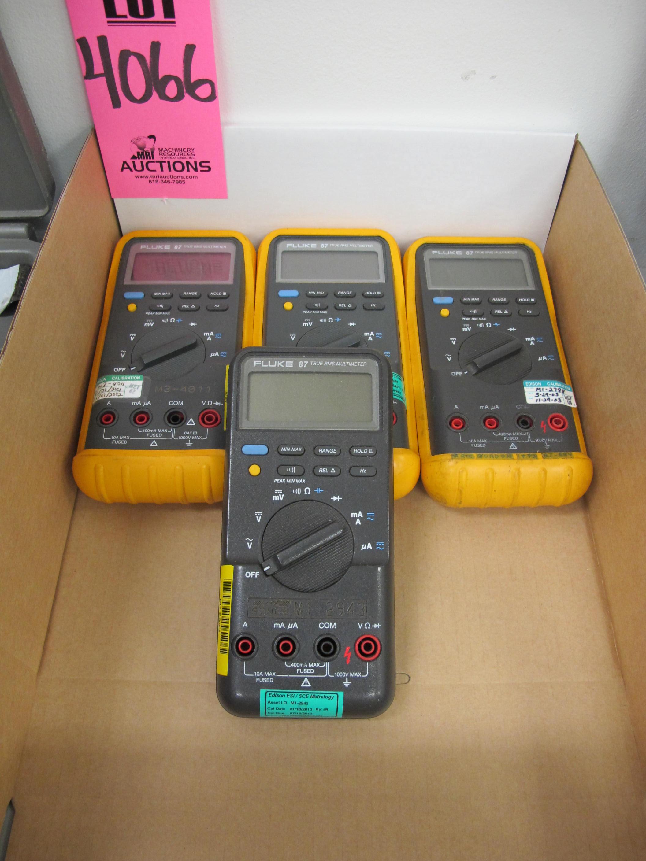LOT (4) FLUKE MODEL 87 TRUE RMS MULTIMETERS (G-44) LOADING & HANDLING FEE $10-4066