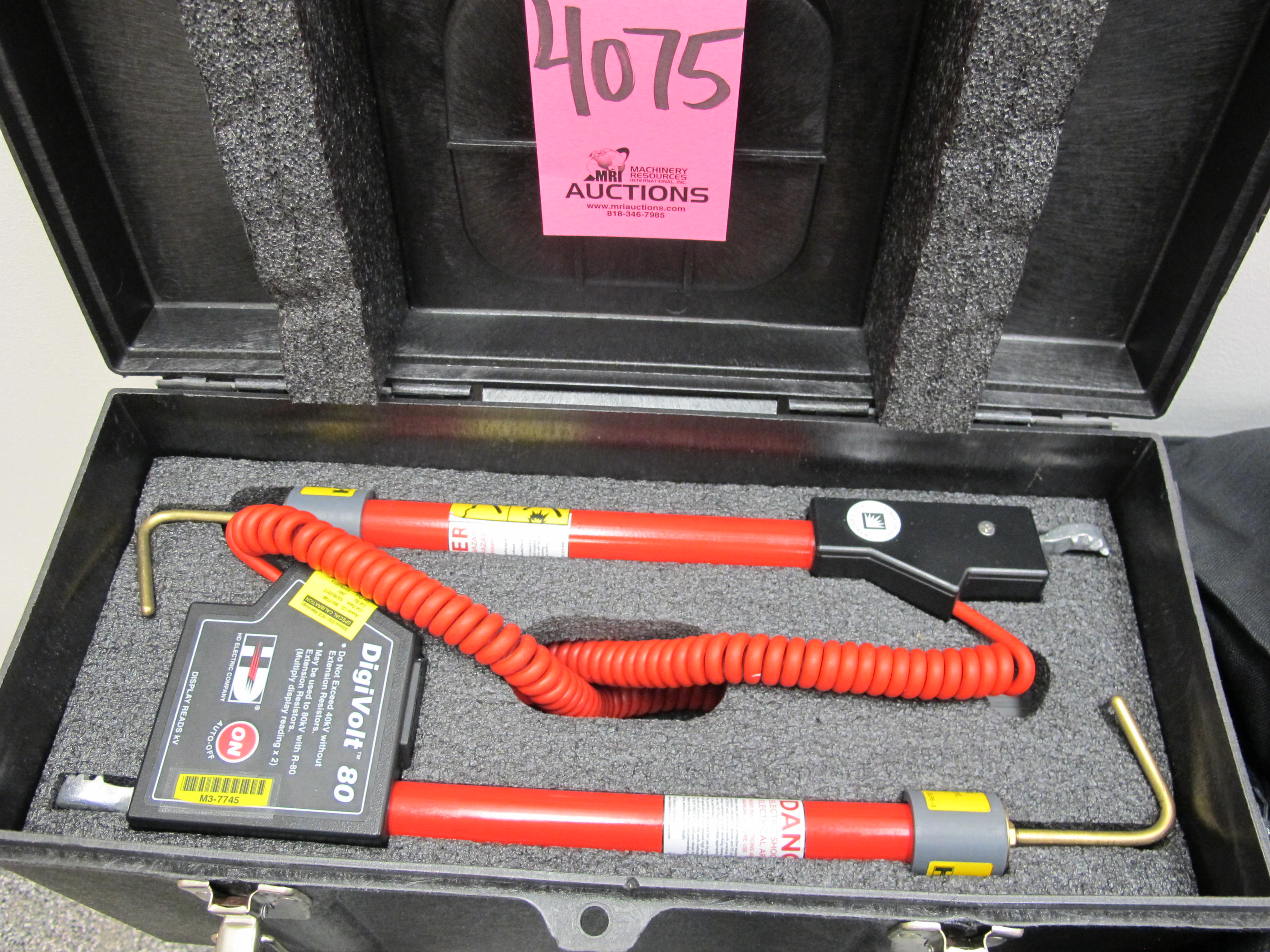 HD ELECTRIC DIGIVOLT 80 ELECTRIC PROBE/HOT STICK (G-44) LOADING & HANDLING FEE $10-4075