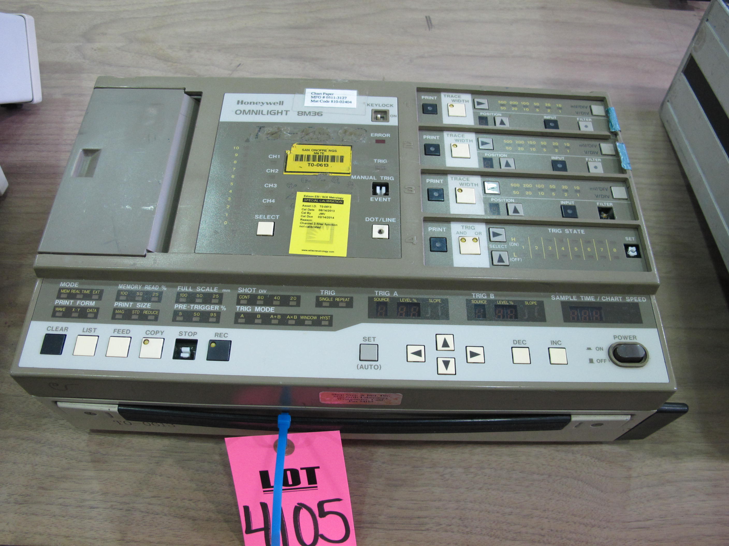 HONEYWELL MODEL 8M36 OMNILIGHT (G-44) LOADING & HANDLING FEE $10-4105
