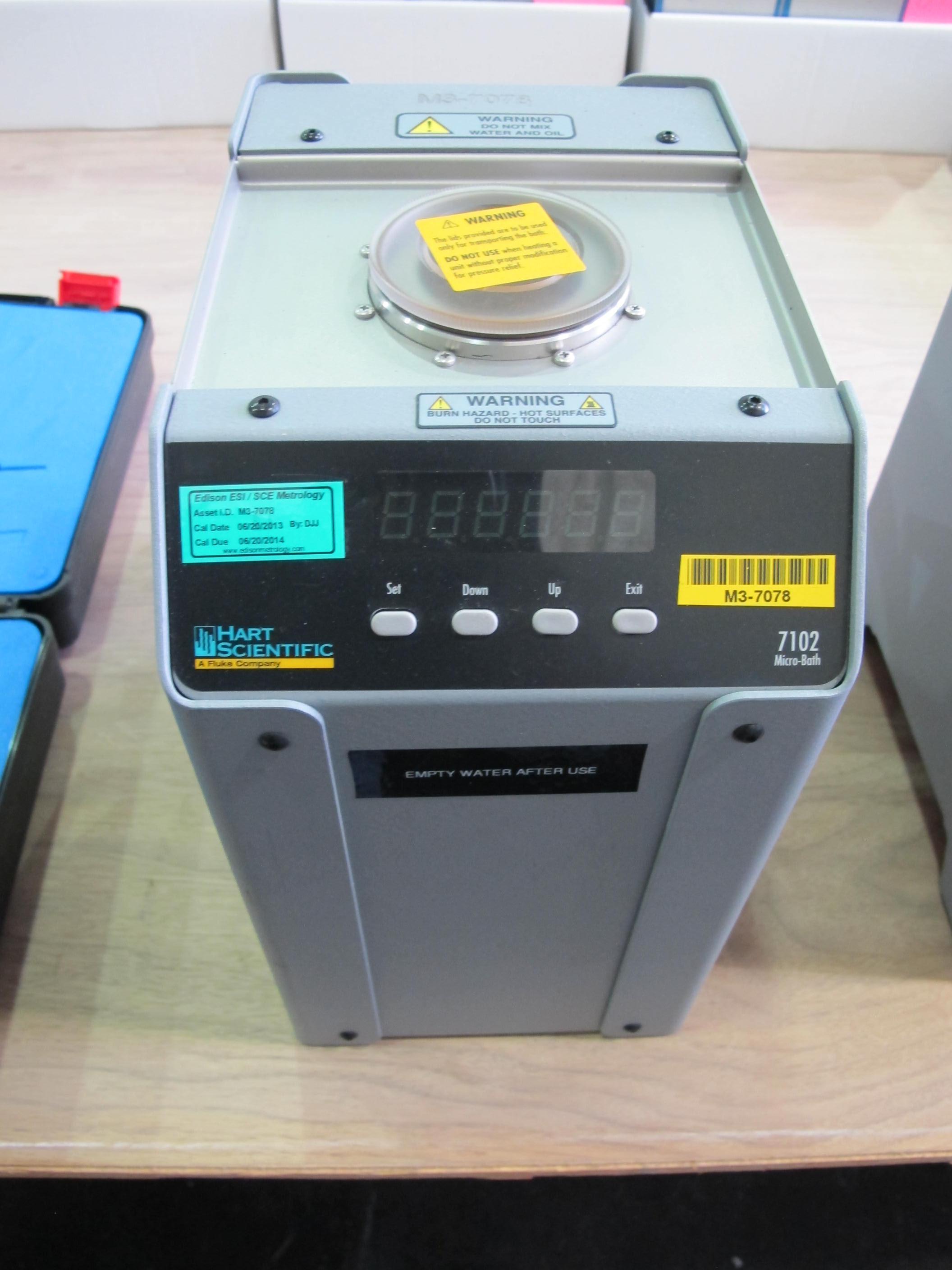 HART SCIENTIFIC MODEL 7102 MICRO-BATH (G-44) LOADING & HANDLING FEE $10-4110