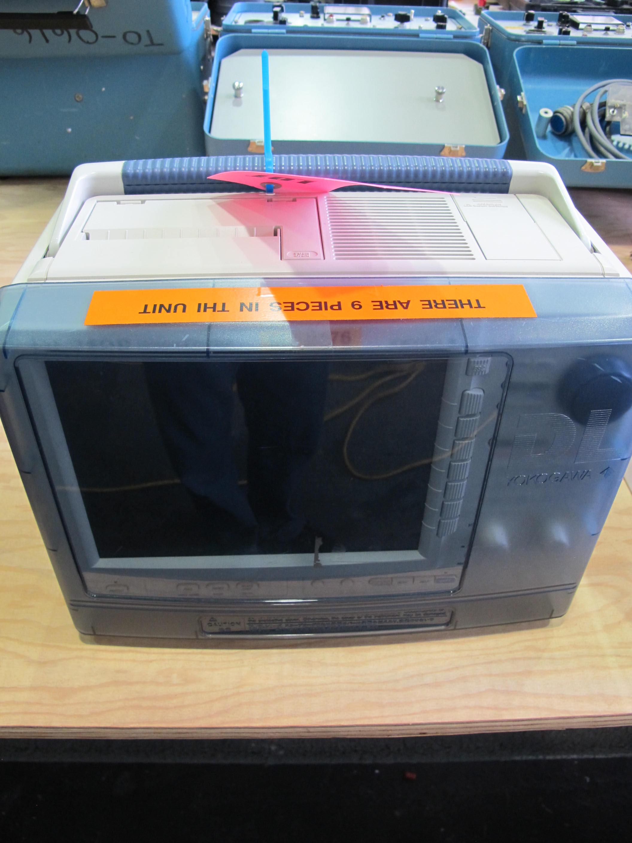 YOKOGAWA MODEL DL750P SCOPECORDER (G-44) LOADING & HANDLING FEE $10-4116